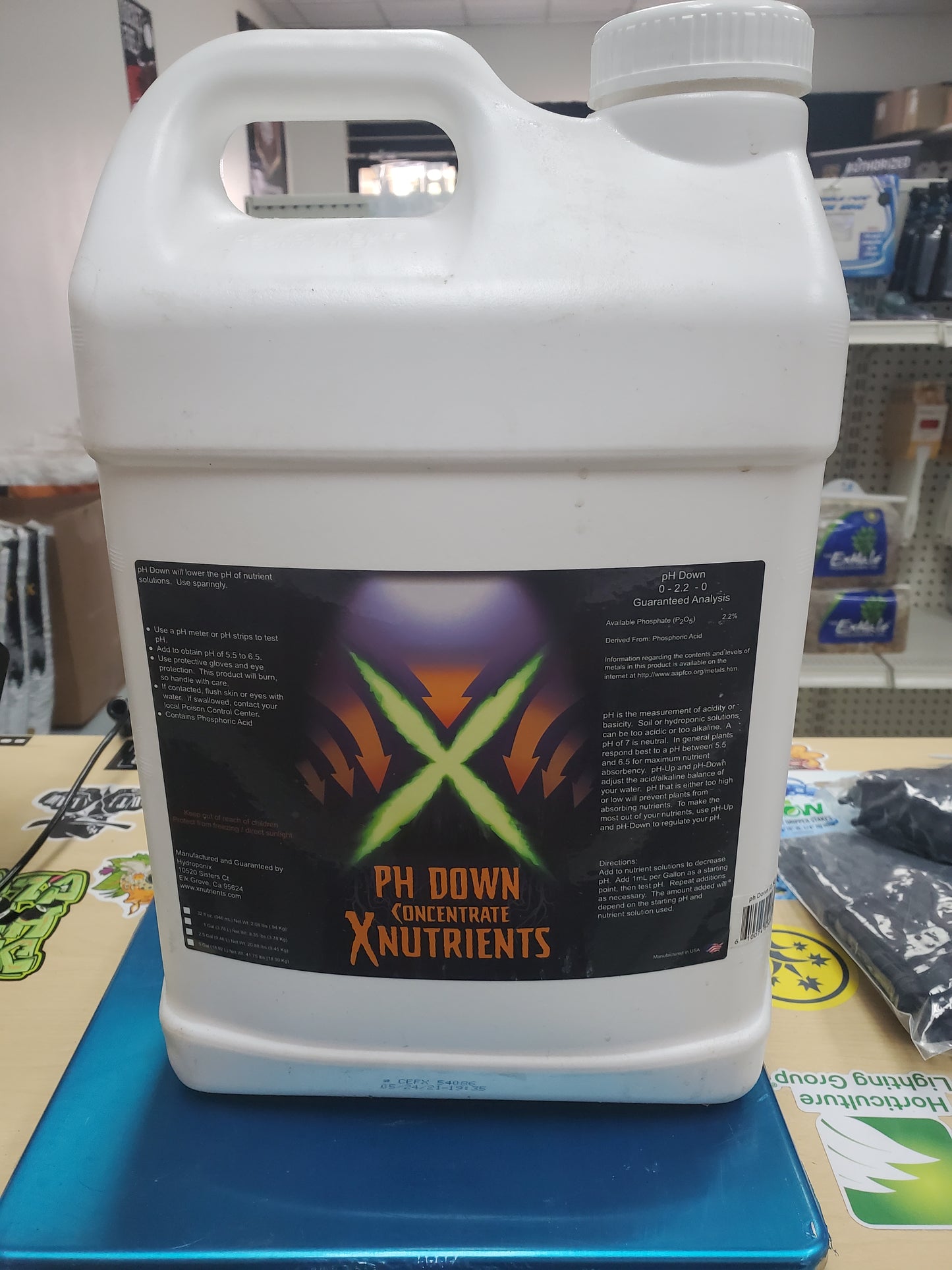 X Nutrients pH Down 2.5 Gal. Concentrate